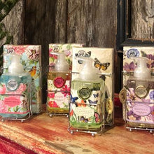 Foaming Soap & Napkins Gift Caddy