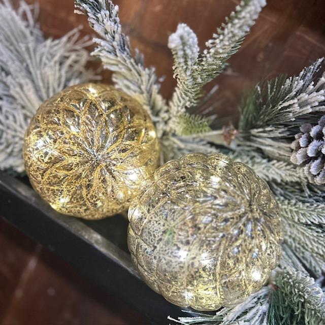Silver & Gold Lighted Globes - set/2
